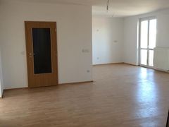 Eladó lakás Szolnok, Belváros 3. kép