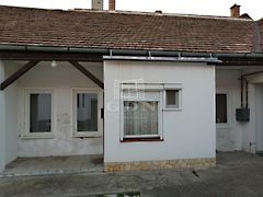 Eladó lakás Pécs 3. kép