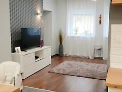 Eladó ház Szolnok, Belváros 2. kép