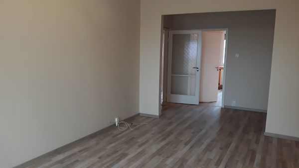 Eladó lakás Székesfehérvár, Belváros 4. kép