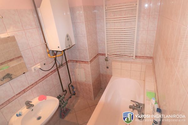 Kiadó lakás Szeged, Belváros 8. kép