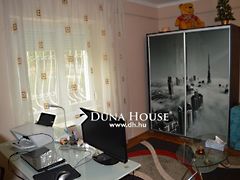 Eladó lakás Debrecen 2. kép
