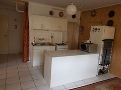 Eladó ház Dunaújváros, Óváros 2. kép
