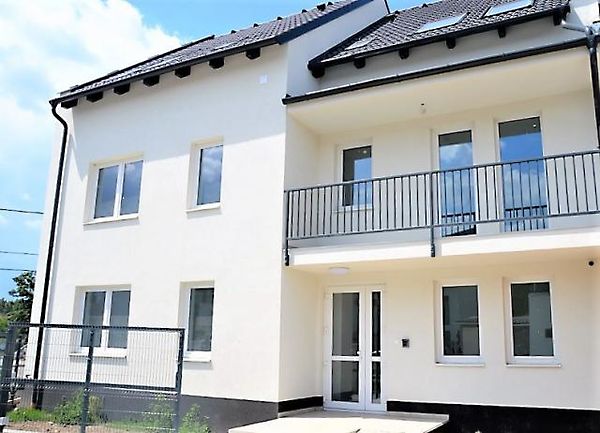 Eladó lakás Győr, Nádorváros 1. kép