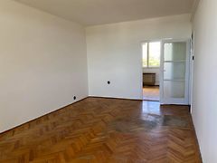 Eladó lakás Debrecen, Belváros 5. kép