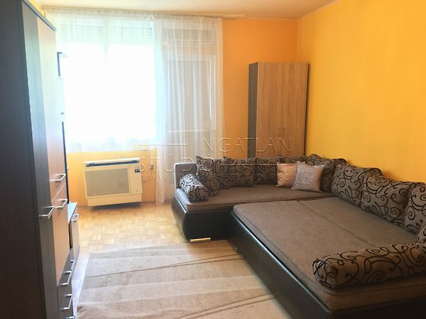 Eladó lakás Debrecen, Nagyerdő 1. kép