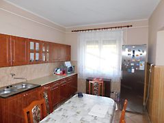 Eladó ház Nagybajom 6. kép