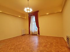Eladó lakás Debrecen, Belváros 4. kép