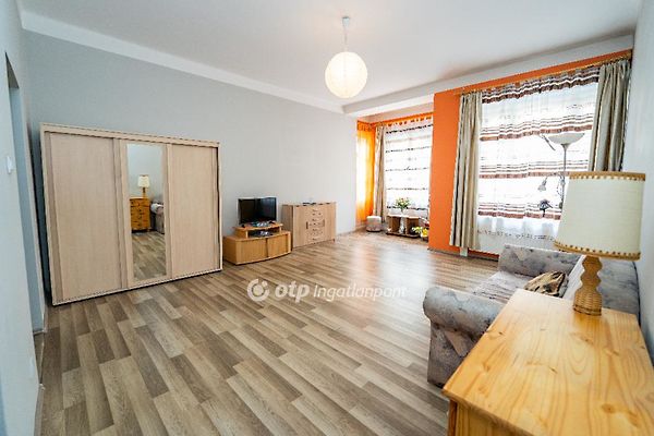 Eladó lakás Miskolc 1. kép