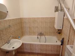Eladó lakás Székesfehérvár, Belváros 4. kép