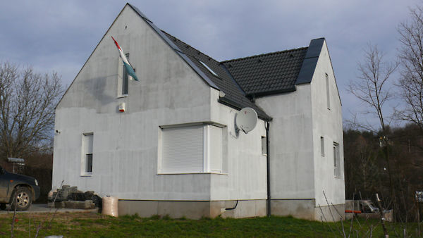 Eladó ház Isaszeg 1. kép