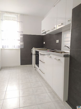 Eladó lakás Zalaegerszeg, Landorhegy 1. kép