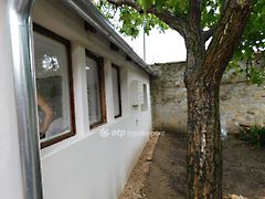 Eladó ház Pécs 3. kép