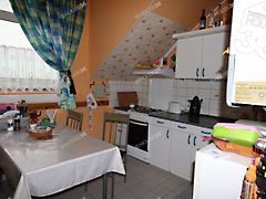 Eladó lakás Vecsés 2. kép