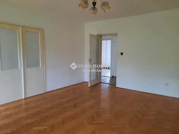 Eladó lakás Szeged 1. kép