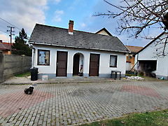 Eladó ház Esztergom, Kertváros 4. kép