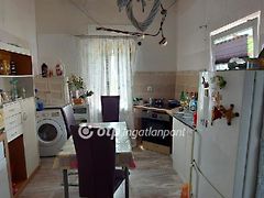 Eladó ház Pécs 5. kép