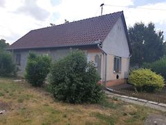 Eladó ház Baracs, Apátszállás 3. kép