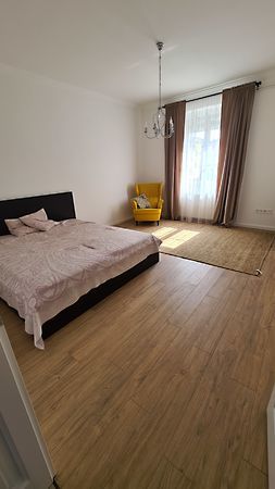 Eladó lakás Esztergom, Belváros 1. kép