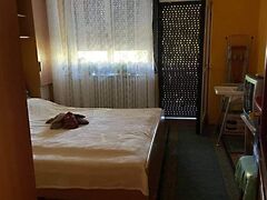 Eladó ház Nagyvenyim 6. kép