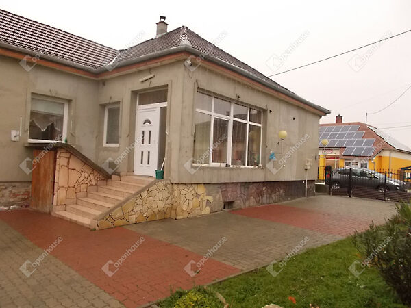Eladó ház Zalavár