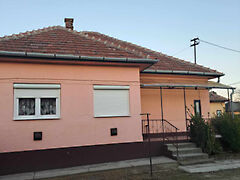 Eladó ház Bugyi 2. kép