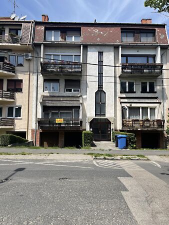 Eladó lakás Győr, Nádorváros