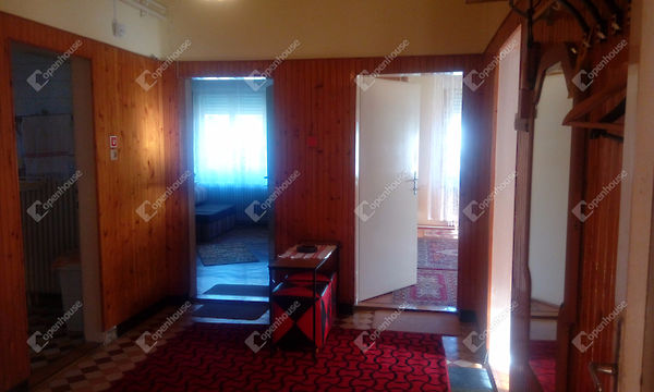 Eladó ház, tét: 16,1 millió ft, 129 m², 4 szoba