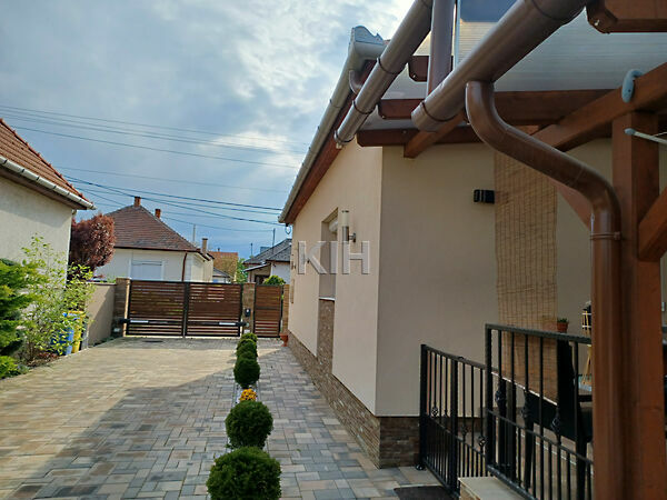 Eladó ház Miskolc, Szirma