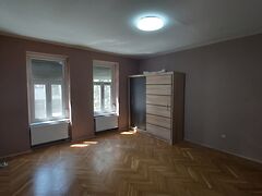 Eladó lakás Szeged, Móraváros