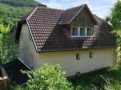 Eladó ház Komlóska 2. kép