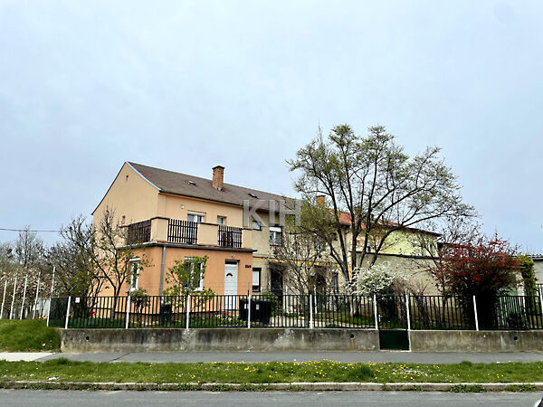 Eladó lakás Zalaegerszeg, Kertváros
