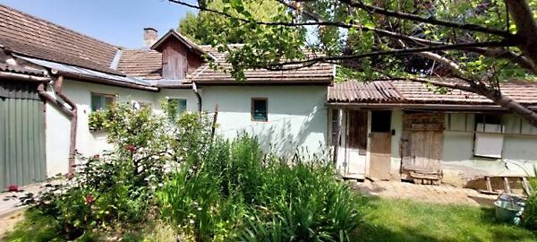 Eladó ház Kaposvár, Tisztviselőtelep