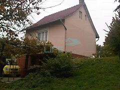 Eladó ház Győrújbarát