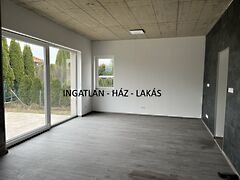 Eladó ház Nagytarcsa 4. kép