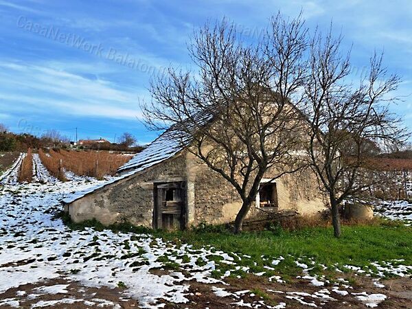 Eladó ipari Balatoncsicsó