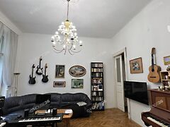 Eladó lakás Budapest, VI. kerület 2. kép