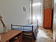 Eladó lakás Szeged, Belváros 3. kép