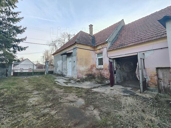 Eladó ház Veszprém