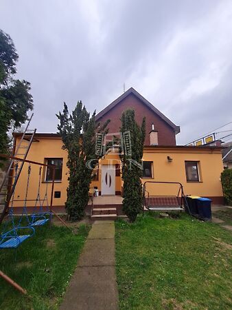 Eladó ház Budapest, III. kerület