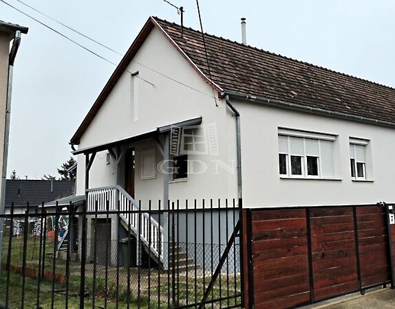 Eladó ház Dunakeszi