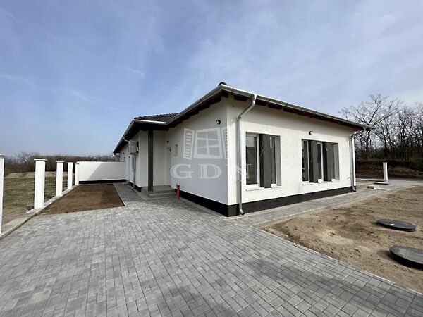 Eladó ház Dunavarsány