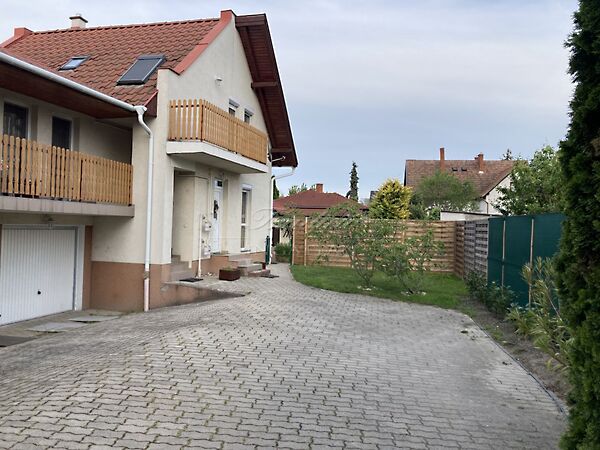 Eladó ház Győr, Kisbácsa