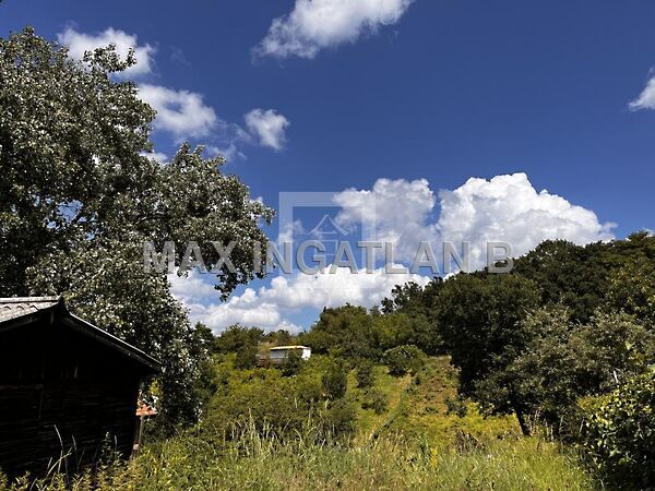 Eladó földterület Törökbálint