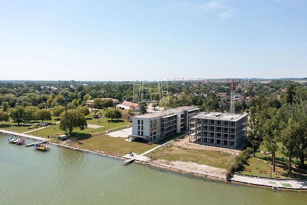 Eladó lakás Balatonmáriafürdő