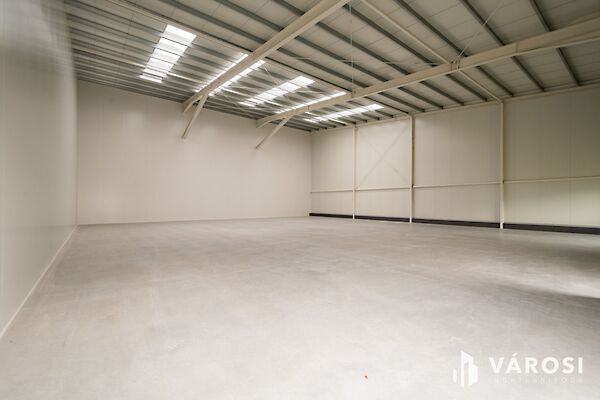 Eladó üzleti Vecsés