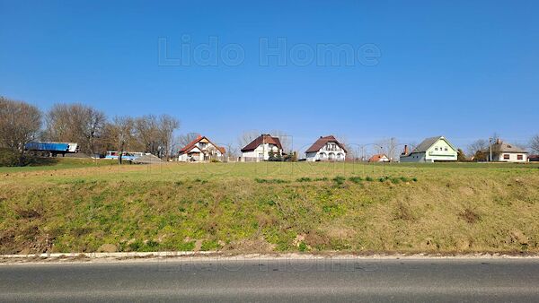 Eladó földterület Olaszfalu