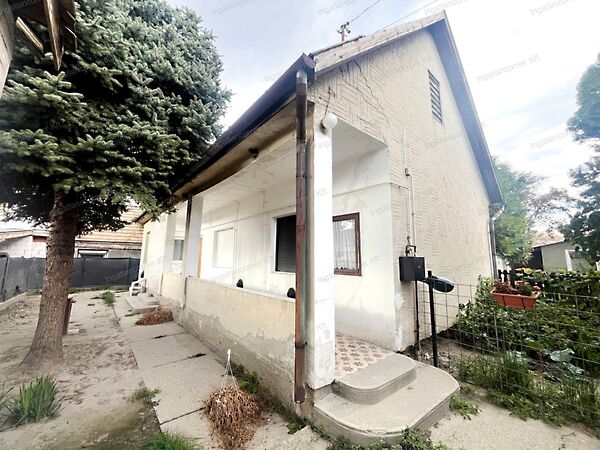 Eladó ház Dömsöd