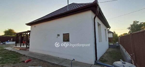 Eladó ház Tura