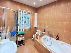 Eladó ház Nagykozár